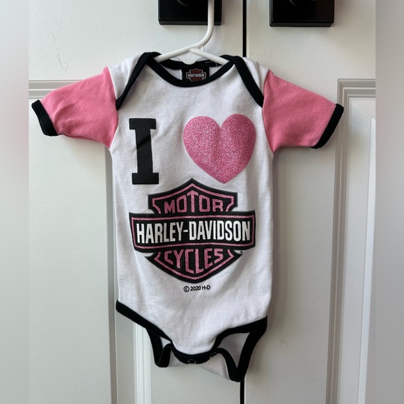 Harley-Davidson Infant ‘I ❤️ Harley-Davidson Motorcycles’ Onesie (Size 3-6 Mo) - Picture 1 of 5